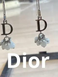 Dior ストーンピアス