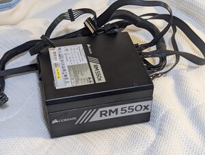 CORSAIR RM550x フルモジュラーATX電源 550W