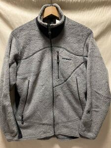 美品 patagonia R2 ジャケット S アメリカ製 廃番希少品 フリースジャケット シンチラ surf ポーラテック パタゴニア mars R1 R3 R4 24623