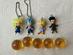 ドラゴンボール☆フィギュアキーホルダー☆星球☆孫悟空☆孫悟飯☆ベジータ☆ベジット