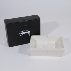 STUSSY CERAMIC SOAP DISH ステューシー セラミック ソープ ディッシュ ホワイト 石鹸置き グッズ 小物