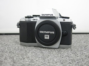 オリンパス OLYMPUS OM-D E-M10 ボディ シルバー