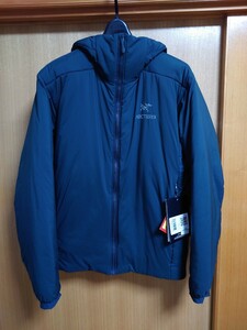 【未使用新品】ARC‘TERYX Atom AR Hoody Mサイズ 【廃盤カラー】