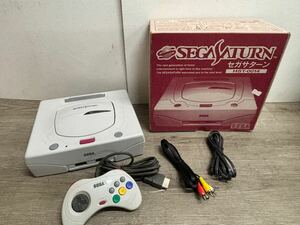 ☆ SS ☆ セガサターン HST-3220 動作品 本体 コントローラー ケーブル 箱 付属 SEGA SATURN セガ サターンパッド 0926 2306