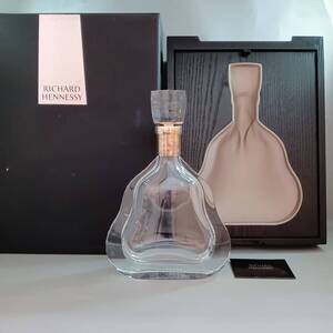  ◆RICHARD HENNESSY リシャール ヘネシー Baccarat バカラ バカラボトル 空ボトル 空瓶 デキャンタ 箱/冊子付◆KAS31785