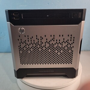 Hp Proliant MicroServer Gen8 中古品　(2412152)