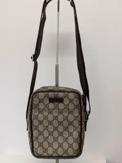 Gucci GGパターン ショルダーバッグ