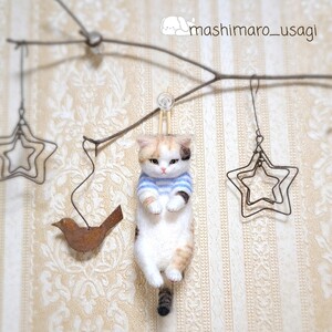 干し猫＊一体のみ 羊毛フェルト ハンドメイド グッズ 猫 ドールハウス ミニチュア ブライス 三毛猫