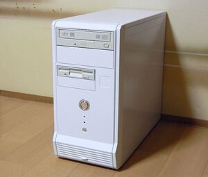 (超？)美品 …… Windows98SE機(リカバリ付) ／ ISAバス搭載、Tualatin対応、SSD起動