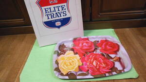 バラばら薔薇柄　花柄　ELITE TRAYS トレイ お盆 英国製 THE METAL TRAY MANUFACTURING ビンテージ レトロ　新品　保管品