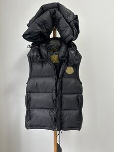 Moncler（モンクレール） Cycloneシリーズ 袖取り外し可能 フード付き ダウンジャケット メンズ ダウンベスト ブラックsize1