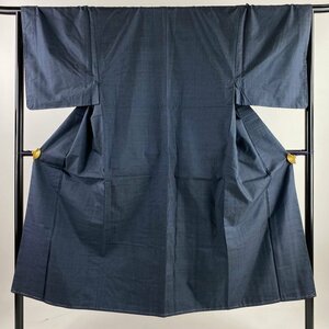 男着物 身丈143cm 裄丈67cm M 袷 紬 アンサンブル 亀甲絣 紺色 正絹 美品 優品 【中古】