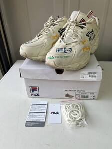 S10R95 FILA フィラ スニーカー レイトレーサー グラフィック 27.5cm