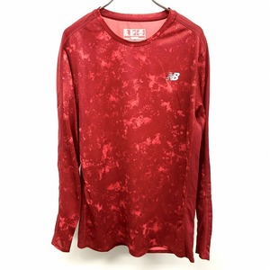 NB NEW BALANCE 若干薄手 Tシャツ スポーツシャツ プラクティスシャツ 総柄 リフレクターのロゴプリント 丸首 長袖 ポリ100% L 赤 メンズ