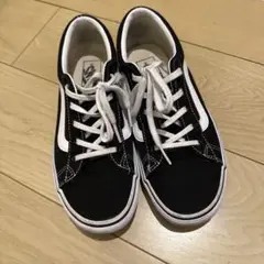 休日お値下げ！VANS、バンズスニーカー25