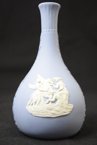 k5157 / WEDGWOOD ウェッジウッド ジャスパー ペールブルー 一輪挿し 花瓶 フラワーベース 現状品