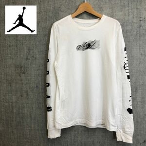 R179-F◆ NIKE AIR JORDAN ナイキエアジョーダン 長袖Tシャツ カットソー ロゴプリント ロンT ◆ sizeS コットン100 ホワイト 古着 メンズ