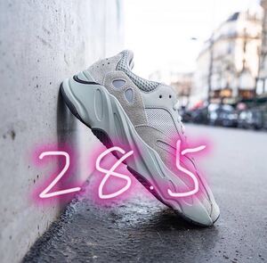 28.5。YEEZY BOOST 700 SALT