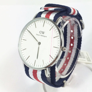 【未使用】【中古】Daniel Wellington ダニエルウェリントン 腕時計 0606DW 35mm クオーツ ナイロンベルト トリコロールカラー