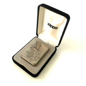 ７７８１★ZIPPO　ジッポ Marlboro　マルボロ トカゲ　リザードコンパス ２０００年生　火花〇