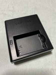 送料無料■ジャンク扱い中古■SAMSUNG純正品■BC1030B■AC充電器　ACアダプター■サムスン battery charger