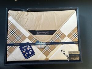 新品箱付き★バーバリー羽毛ひざ掛け　綿100% ダウン70%フェザー30% 150cmx70cm BURBERRY 正規品