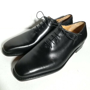 c0310 【数回着用程度・美品】 ★サルヴァトーレフェラガモ Salvatore Ferragamo★ トラメッザ Tramezza ホールカットシューズ 9 2E 黒 