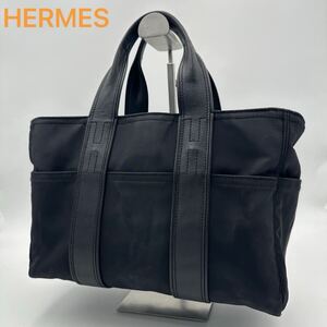 ◆美品◆HERMES エルメス◆アカプルコ PM◆ ナイロン カーフレザー 本革 ハンドバッグ トート 黒 トワルシェブロン 手提げ Hロゴ ステッチ