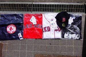 【奇跡の在庫品】松坂大輔応援パック新品ボストンレッドソックスmatsuzaka boston REDSOX ユニフォーム　Tシャツ　帽子 収納袋　サイズS