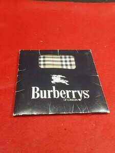 未使用新品　BURBERRY　バーバリー　ハンカチ　メガネ拭き　レンズクリーナークロス　マイクロファイバー　ミクロスター