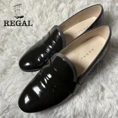 美品 REGAL リーガル オペラパンプス エナメルグレー 23 F09N