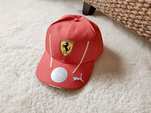 ★非売品★未使用品★FERRARI フェラーリ★FERRARI×PUMA フェラーリ×プーマ★コラボ★イタリア国旗カラー★キャップ★帽子★車関連★