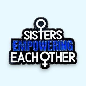 SISTERS EMPOWERING EACH OTHER ピン ピンバッジ バッジ ポスト投函