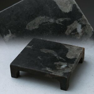 JK719 中国美術 天然云石墨床・天然石墨床 幅6.2cm 重70g・底座・墨台・墨架・小台 書道具