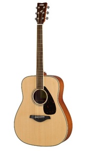 YAMAHA（ヤマハ）アコースティックギターFG820　NATURAL//02 　ソフトケース付き