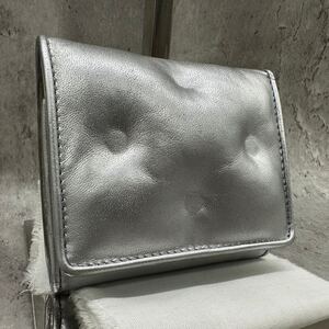 Maison Margiela メゾンマルジェラ 三つ折り財布 シルバー 銀色 グラムスラム カレンダーロゴ レディース 多収納 メンズ ビジネス