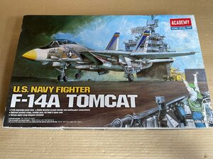 プラモデル　接着剤無　未組立・箱ダメージ有　アカデミー　1/48　F-14A トムキャット