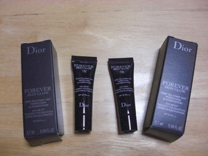 ★新品　Dior ディオールスキンフォーエヴァーフルイドグロウ　リキッドファンデーション　1N　2.7ml×2個　試供品サンプル★