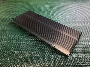 ヒートシンク 大きめ 472㎜×189㎜×25㎜ 重量1.62kg アルミ製ヒートシンク 放熱板 中古品 管理D-206