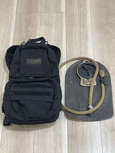 米軍放出品　中古良品　ＣＡＭＥＬＢＡＫ　バックパック　ハイドレーション