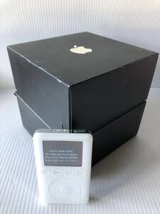 【中古】Apple iPod 15GB M9460J/A アップル アイポッド 箱入 動作未確認 ホワイト デジタルオーディオプレーヤー 充電器 イヤホン 取説付