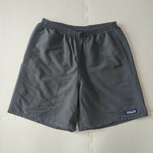 名作2021年製 Patagonia パタゴニア 7インチ バギーズロング バギーズ S patagonia ショートパンツ Baggies forge gray グレー