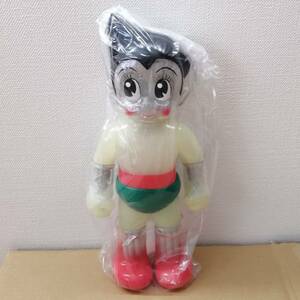 シークレットベース ソフビ Middle Scale Astro Boy 鉄腕アトム G.I.D Full color Ver. アトム 検 ブルマァク M1号 マルサン ベアモデル