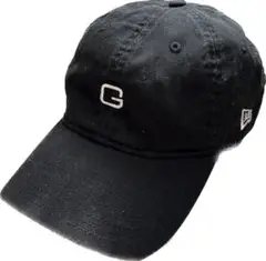 NEW ERA Gロゴ 黒キャップ　スナップバック