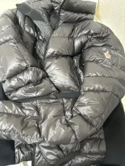 【雷市場（ポンジャン）商品韓国直送】 MONCLER(モンクレール) グルノーブル ダウンジャケット