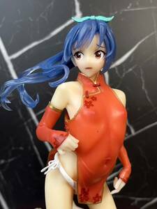 アイドルマスター シャイニーカラーズ 【キャストオフ】リペイント フィギュア高15cm 如月千早（高垣楓如月千早四条貴音 ) 