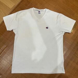 2枚セット 着用少め チャンピオン Champion 半袖Tシャツ Vネック 白 ホワイト 公式ホームページで購入 肩幅:48 袖丈:21 身幅:51 着丈:74cm