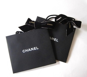 CHANEL/ショッパー/スペシャル価格/クリスマス限定リボン付き/2セット/美品/お買い得