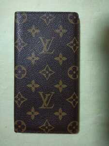 Louis Vuitton 札入れです。