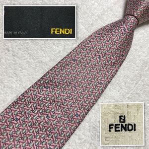 ■美品■FENDI フェンディ　ネクタイ　熱帯魚　FF柄　総柄　シルク100% イタリア製　ピンク系　ビジネス